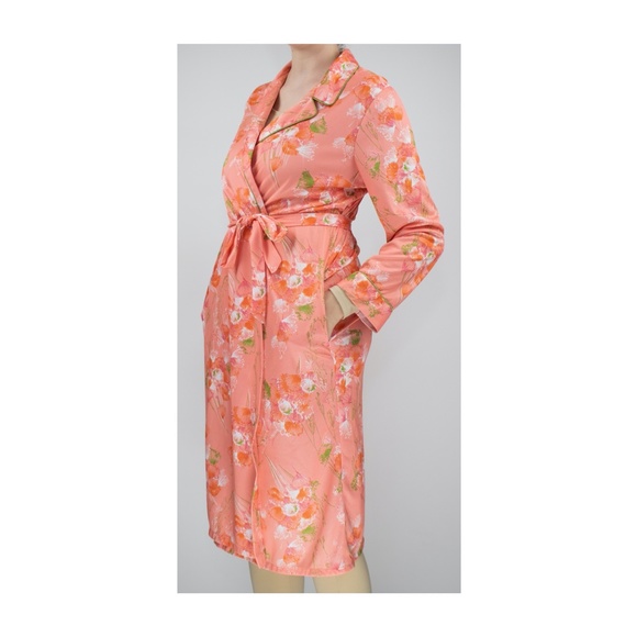 Vintage Lingerie Coral Polyester Robe by Bards - Picture 2 of 4